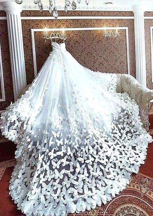 Miranda Kerr in abito da sposa con designer