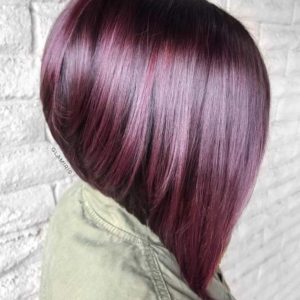 capelli viola prugna 2023